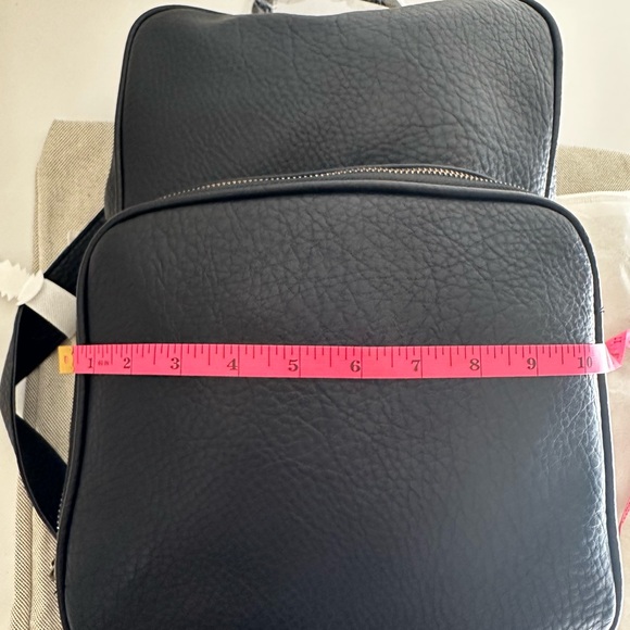 NWT Urban Originals Blackbird Faux Leather Black Backpack For Travel - Picture 13 of 14